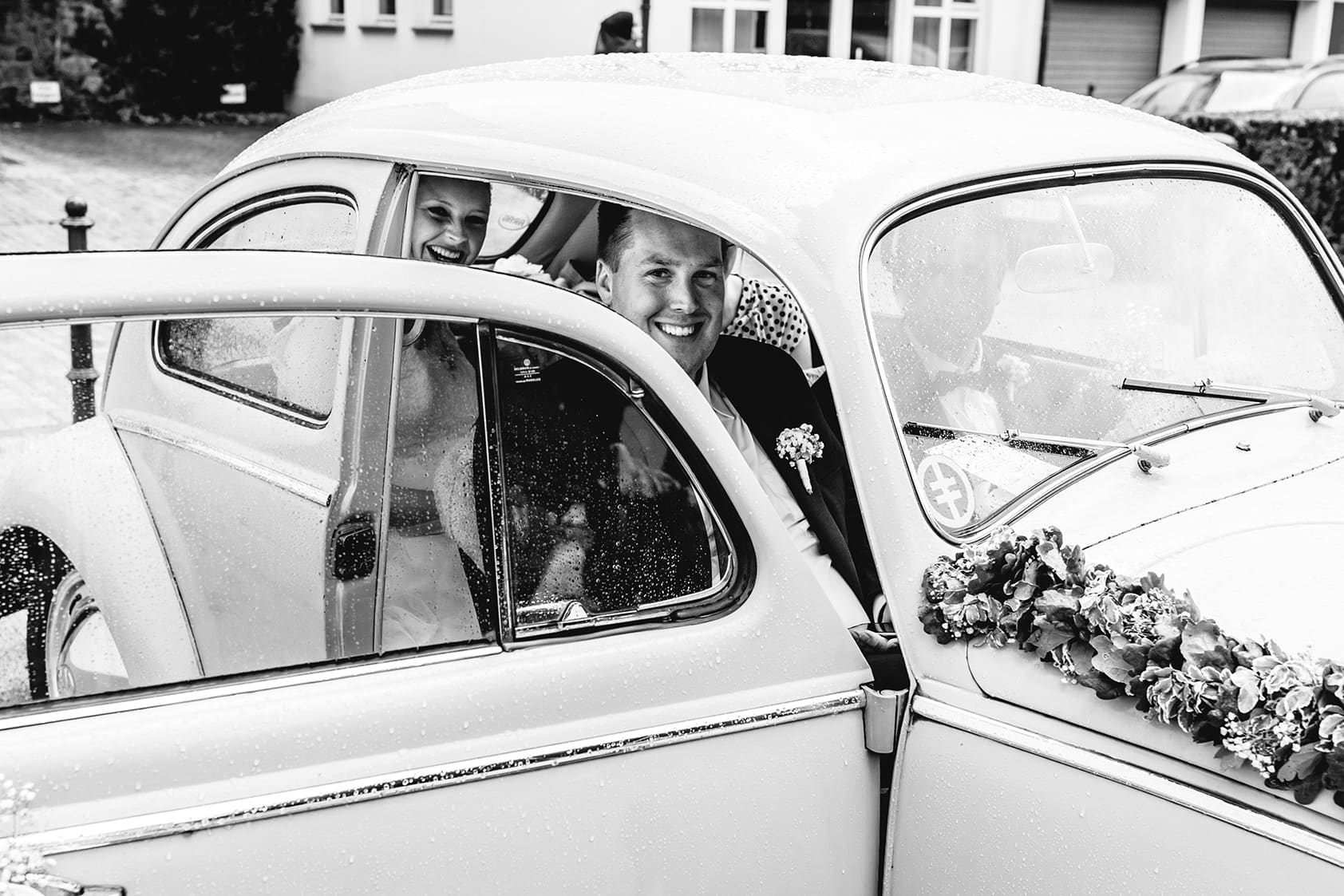 Hochzeitsfotograf-Darmstadt-Vintagehochzeit-Schloss-Fechenbach-Dieburg-Standesamt-Katharina-Zwerger-Heiraten-in-Darmstadt-Wedding