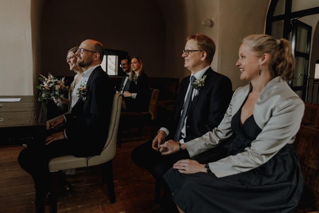 Trauung im Hochzeitszimmer des Fort Malakoff in Mainz mit Trauzeugen
